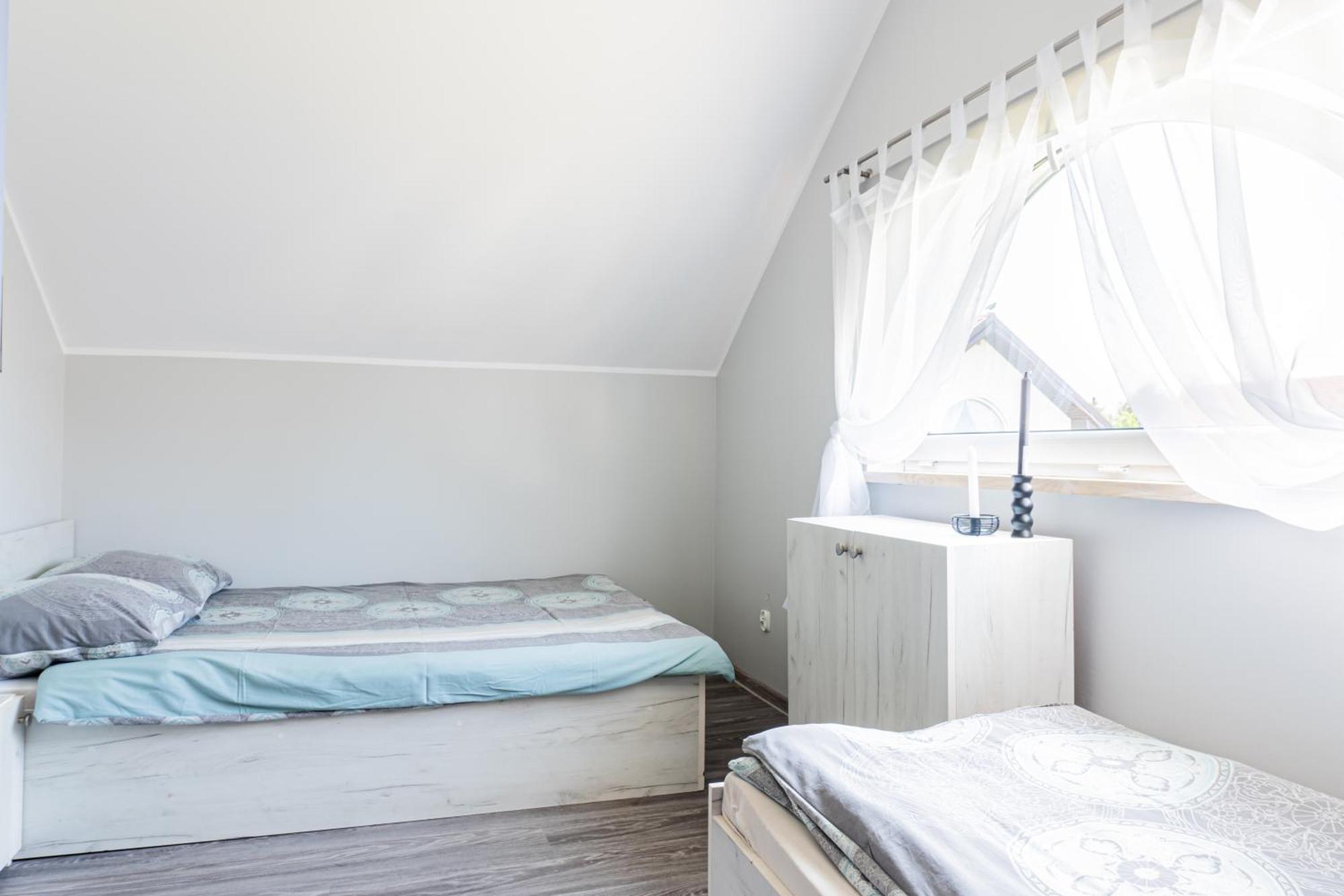 Domki I Apartamenty Kacper- Swietna Lokalizacja Blisko Plazy オストロボ エクステリア 写真