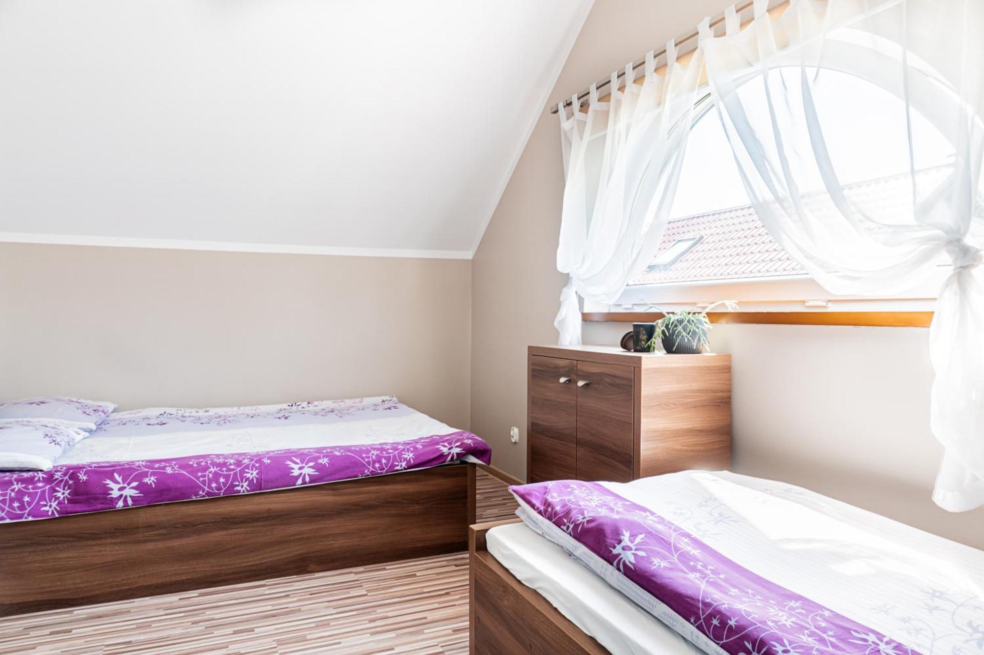 Domki I Apartamenty Kacper- Swietna Lokalizacja Blisko Plazy オストロボ エクステリア 写真