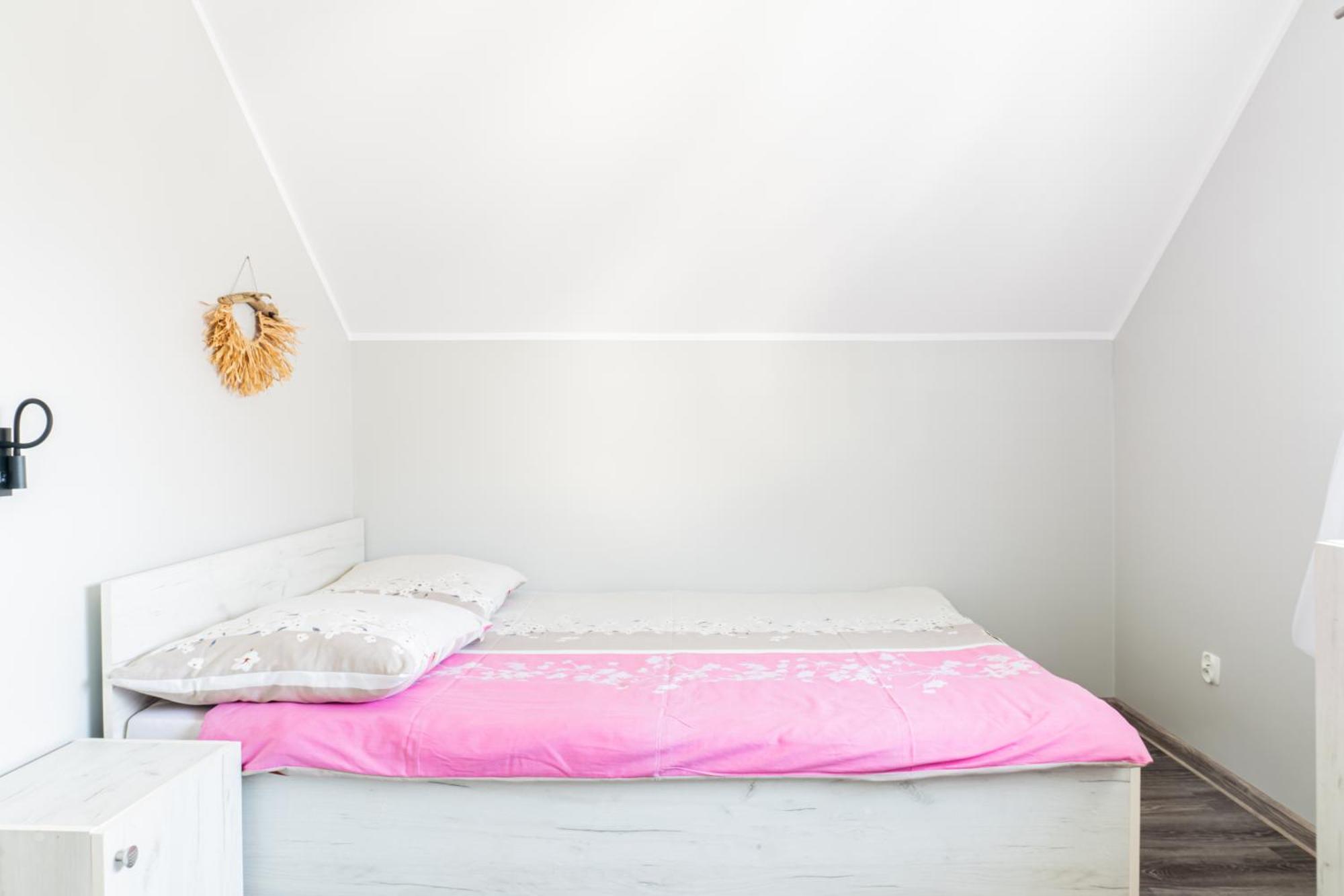 Domki I Apartamenty Kacper- Swietna Lokalizacja Blisko Plazy オストロボ エクステリア 写真